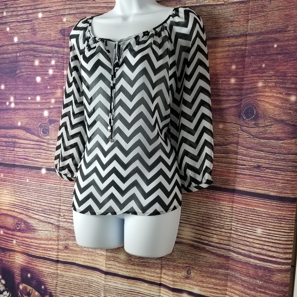 Ana, Black  and white , women blouse,  size P/S. - Picture 3 of 6